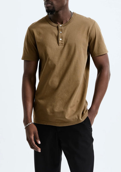 REIGNING CHAMP Lightweight Henley T-shirt